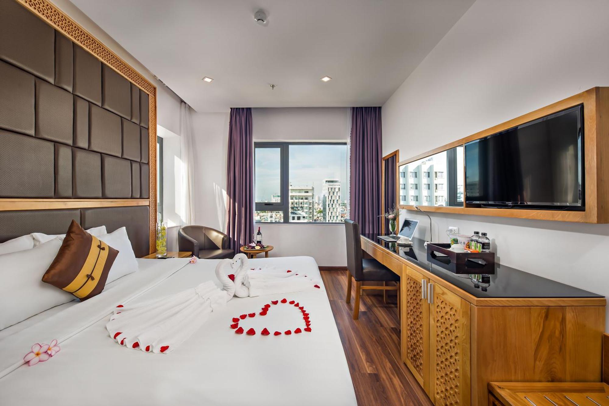 Bliss Luxury Hotel Da Nang Dış mekan fotoğraf